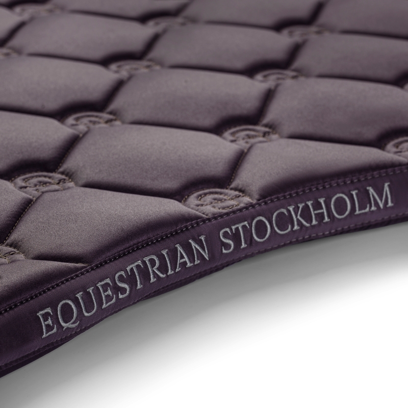 Equestrian Stockholm underlag "Dark violet"