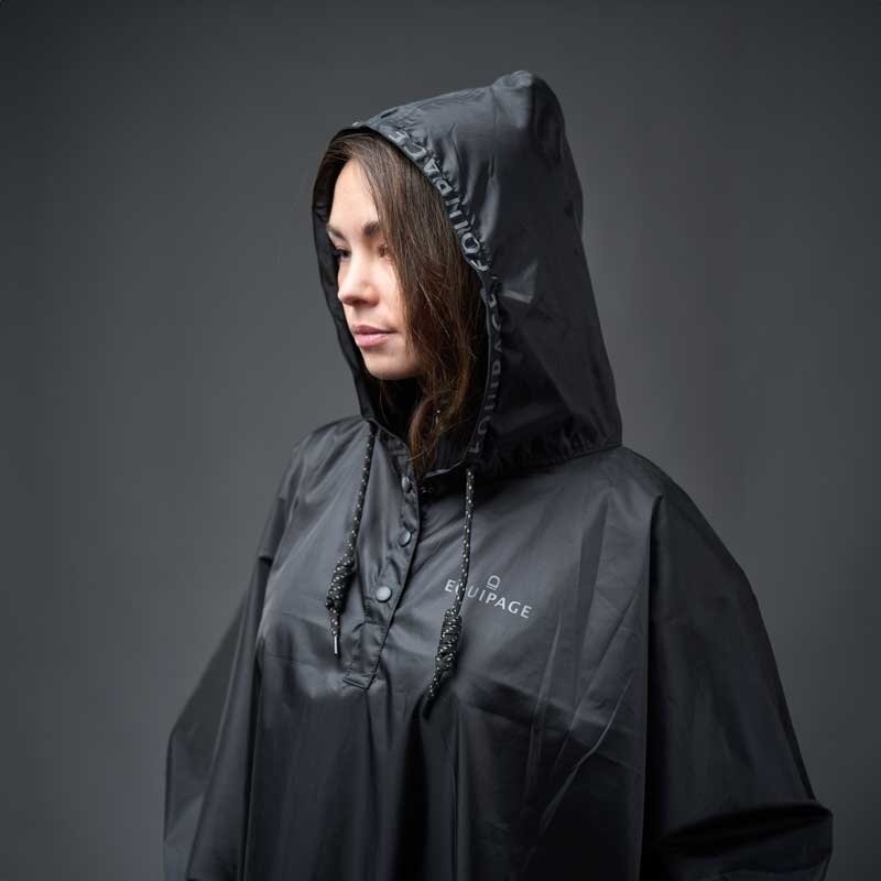 Equipage regn poncho i sort med hætte