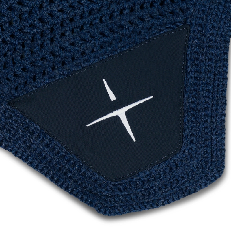 Navy hut med hvidt logo