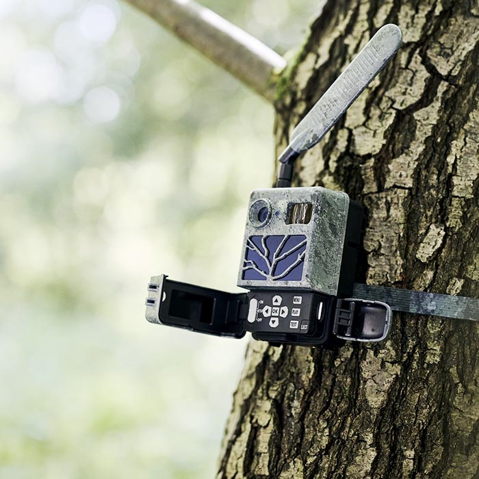 Zeiss Secacam 3 Bundle: Opdag Naturens Hemmeligheder monteret med åbent låg.