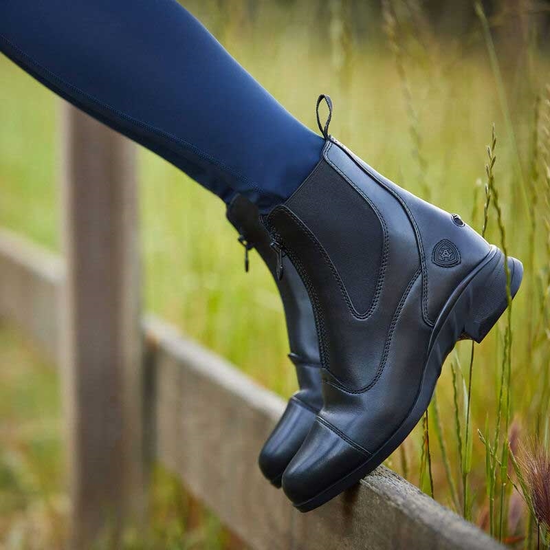 Ariat Heritage Zip - sort