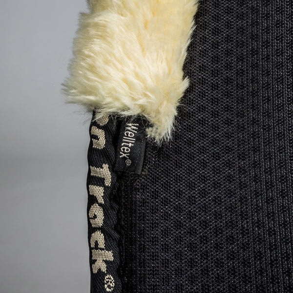 Back on Track sadelpad "Impact" med kunstpels - sort/natur