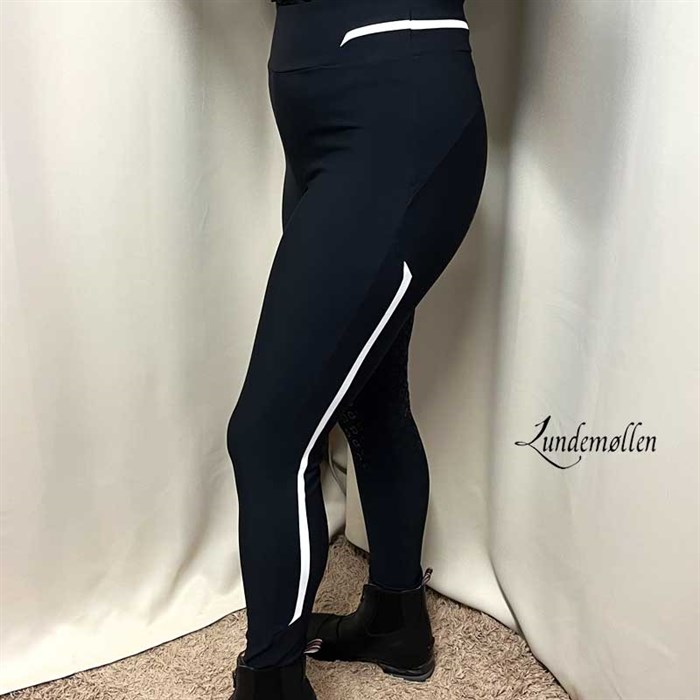 Cavalleria Toscana Orbit tights fra anden side hos Lundemøllen