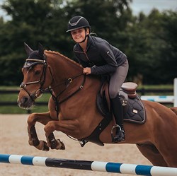 Equestrian Stockholm underlag "Dark Sky"