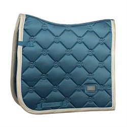 Smukt blåt "Stone Blue" underlag fra Equestrian Stockholm