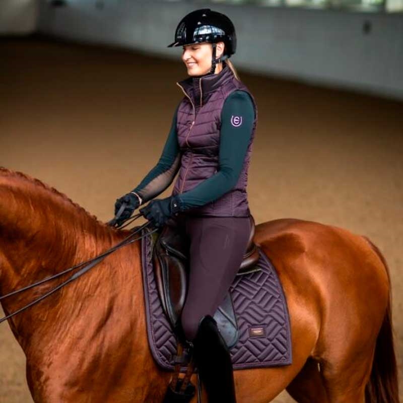 Equestrian Stockholm underlag "Modern Moonless Night" på hest med rytter