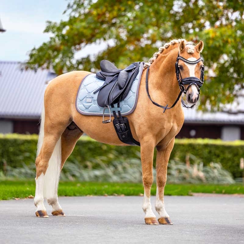 Equestrian Stockholm underlag "Ice Blue"