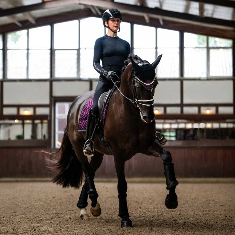 Equestrian Stockholm underlag "Modern Purple Night"