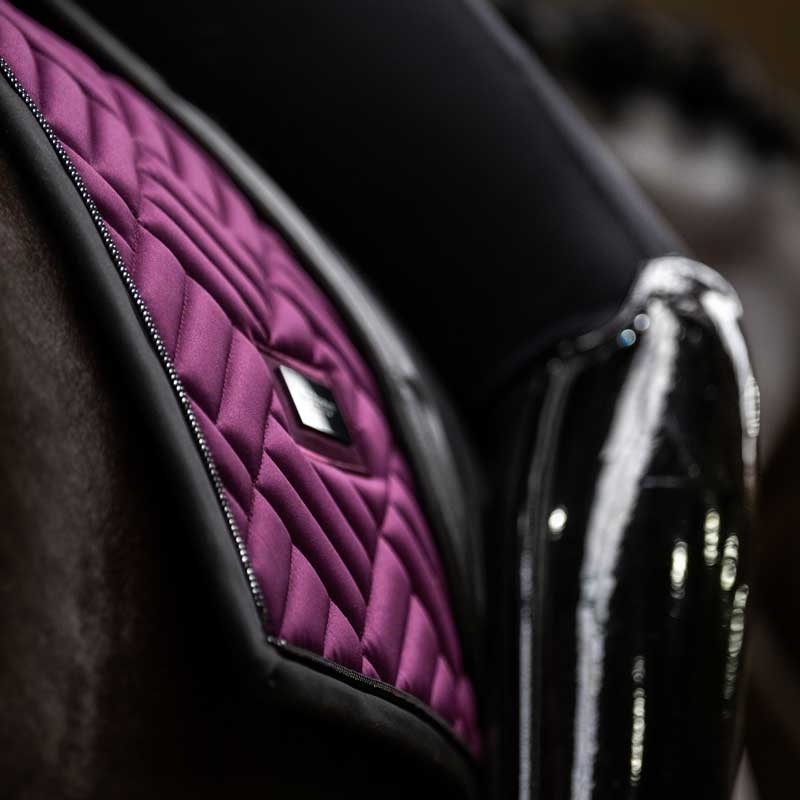 Equestrian Stockholm underlag "Modern Purple Night"