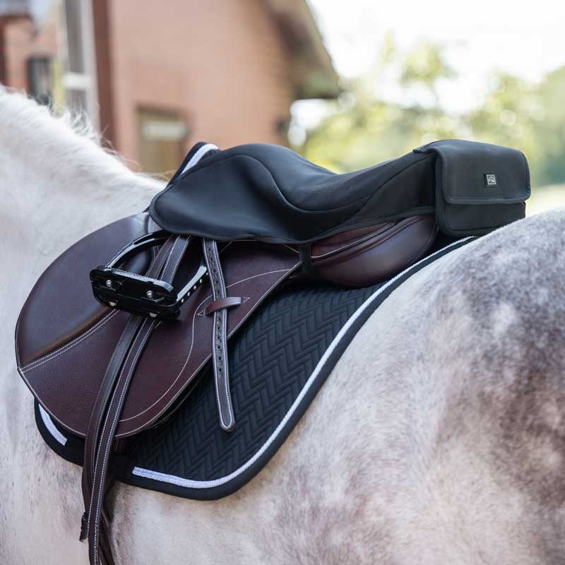 HKM Heating sadelovertræk m. batteri - sort