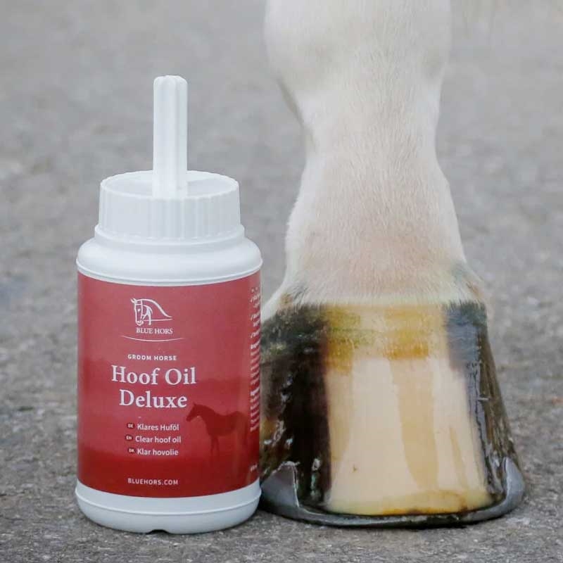 Blue Hors Hoof oil Deluxe på hov