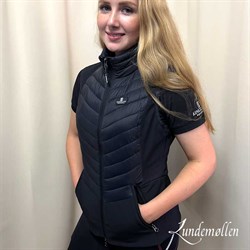 Kingsland Classic vest Hybrid navy flot på Amanda