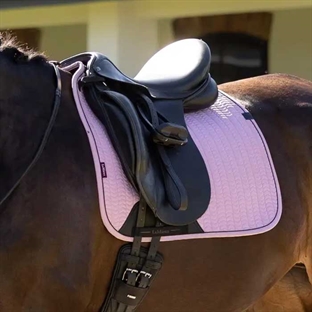 LeMieux "Essence Dressage" underlag - Fondant