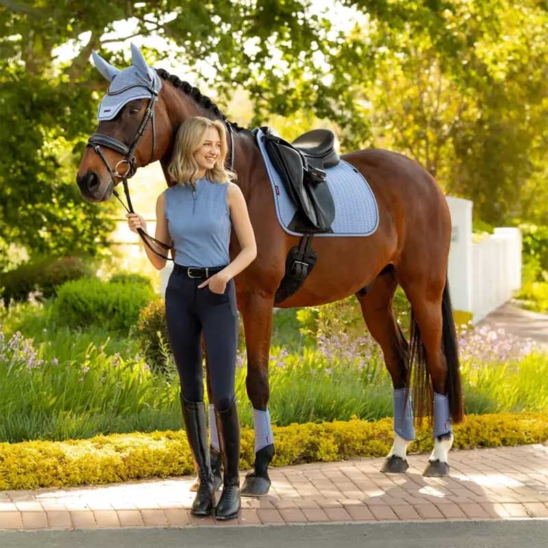 LeMieux "Essence Dressage" underlag - Powder Blue