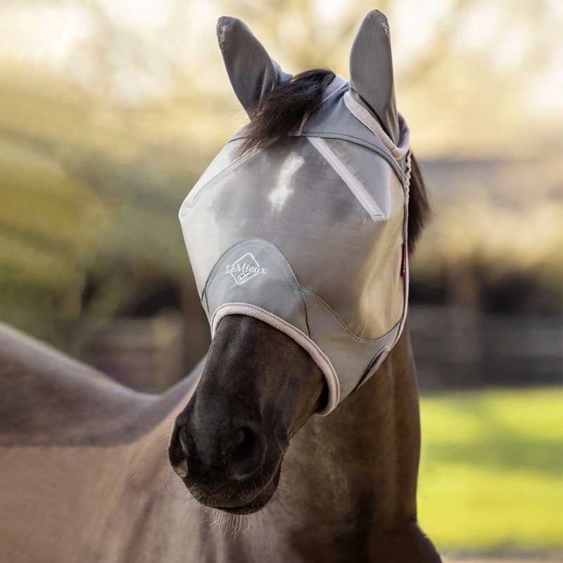 Lemieux fluemaske "Armour shield" med ører  - grå på hest