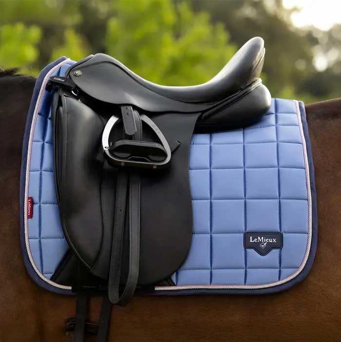 LeMieux Classic Loire Dressage underlag - Powder Blue