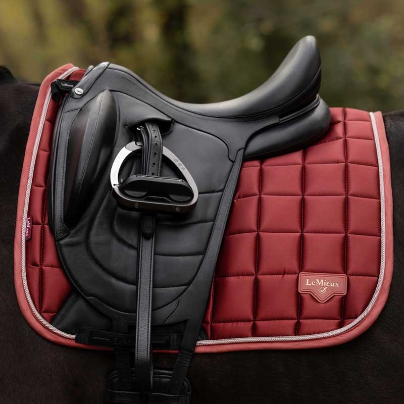 LeMieux Classic Loire Dressage underlag - Russet