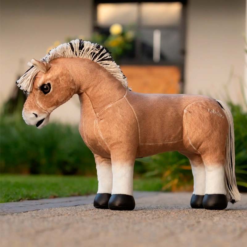 Mini pony oskar