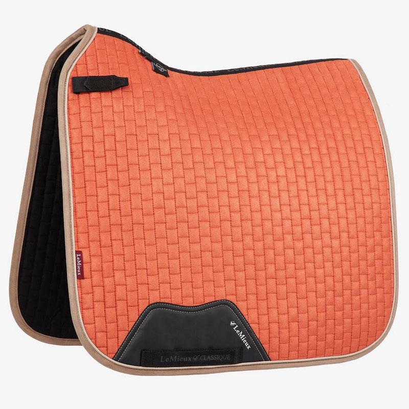 LeMieux Dressage Suede underlag - Apricot