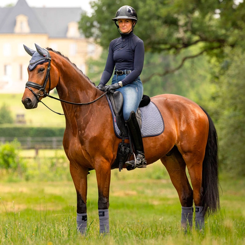 LeMieux Dressage Suede underlag - Jay Blue