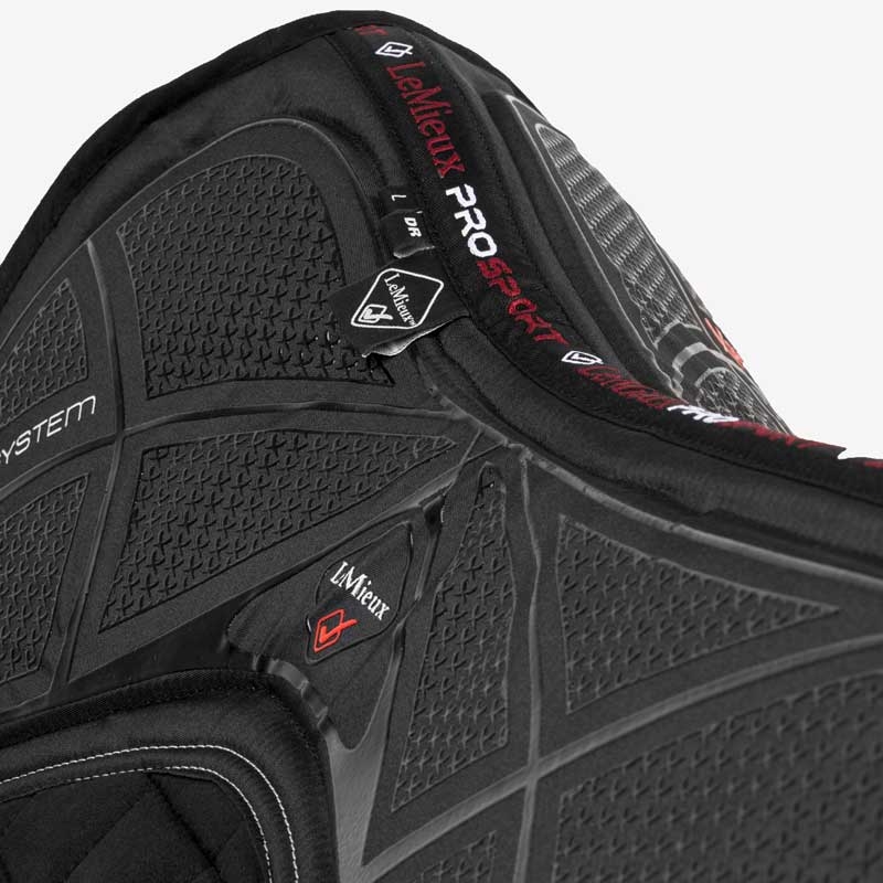 LeMieux Dressage X-Grip Silicone underlag - sort