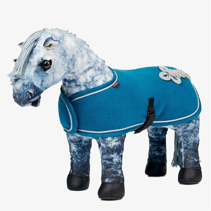 LeMieux Mini pony fleecedækken i marineblå på legetøjshest Thomas