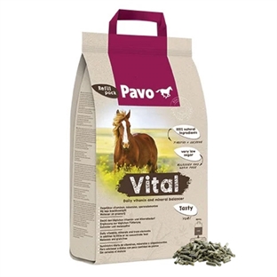Pavo Vital 8 kg. pose