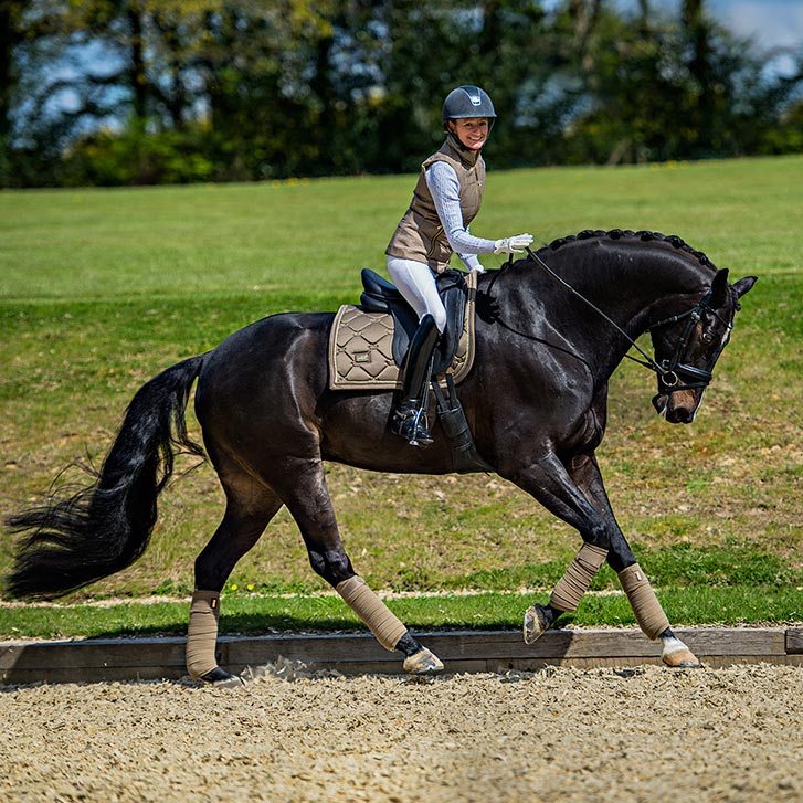 Equestrian Stockholm fleecebandager Champagne