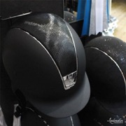 Samshield Shadowmatt ridehjelm med Shimmer top og krystaller