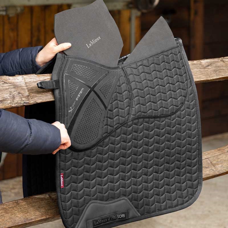LeMieux Dressage ProSorb 2 korrektionsunderlag - sort
