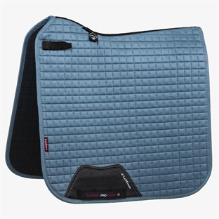 LeMieux Dressage Suede underlag - ice blue