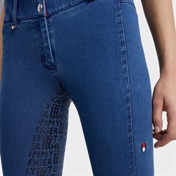 Tommy Hilfiger Denim ridebukser tæt på foran