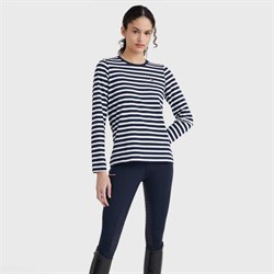 Her ses Tommy Hilfiger "Ribbed Longsleeve T-Shirt" - Desert Sky forfra