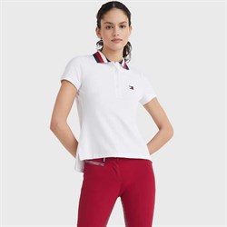 Optic White polo fra Tommy Hilfiger Equestrian på rytter