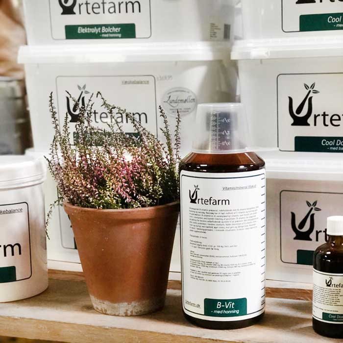 Urtefarm BVit Supply Bvitamin til heste Lundemøllen