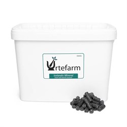 Urtefarm Icelandic Mineral Treats 4kg. med tang