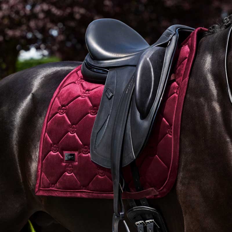Equestrian Stockholm underlag "Velvet" - Merlot